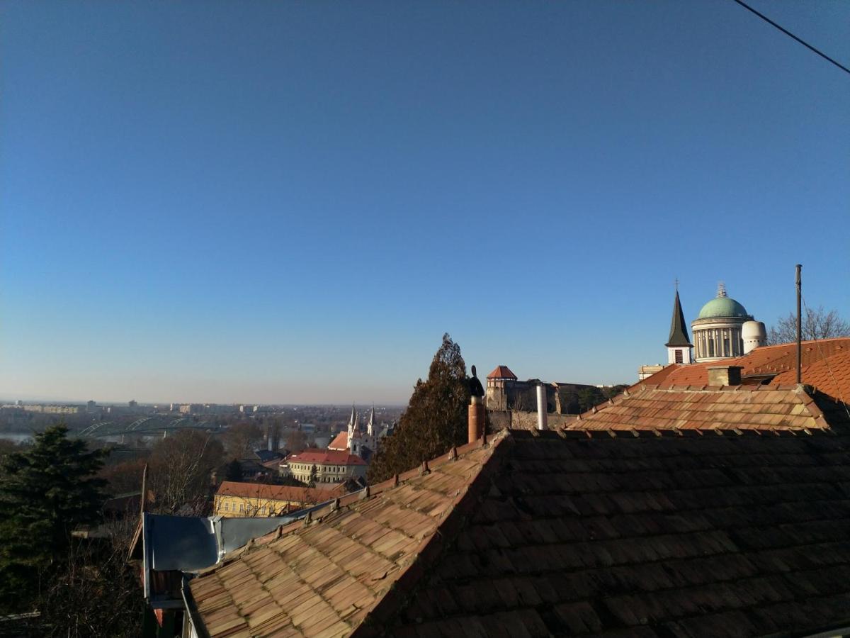 City-Top Vendeghaz Esztergom Exterior photo
