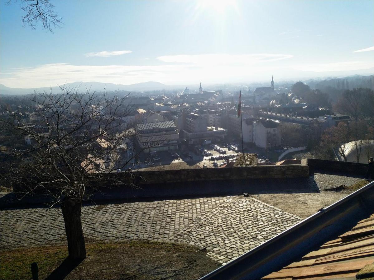 City-Top Vendeghaz Esztergom Exterior photo